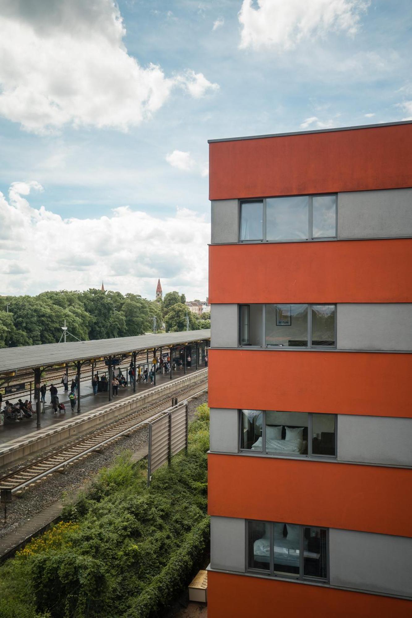 Apartmenthaus Neukoelln * Berlijn