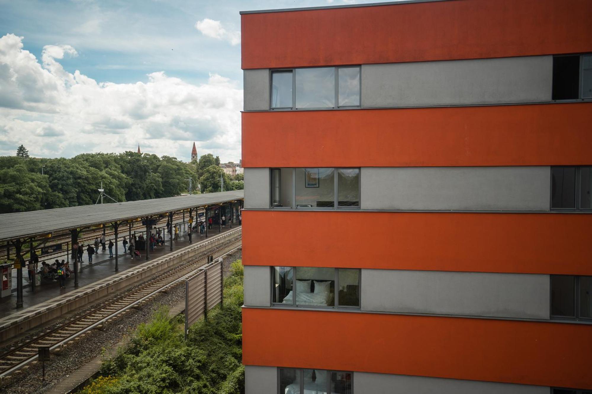 Apartmenthaus Neukoelln Berlijn